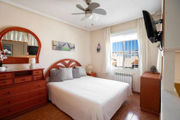 Chalet adosado en avenida de California