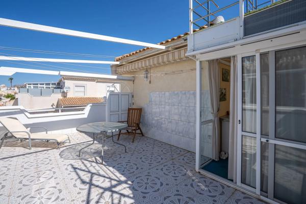 Chalet adosado en avenida de California