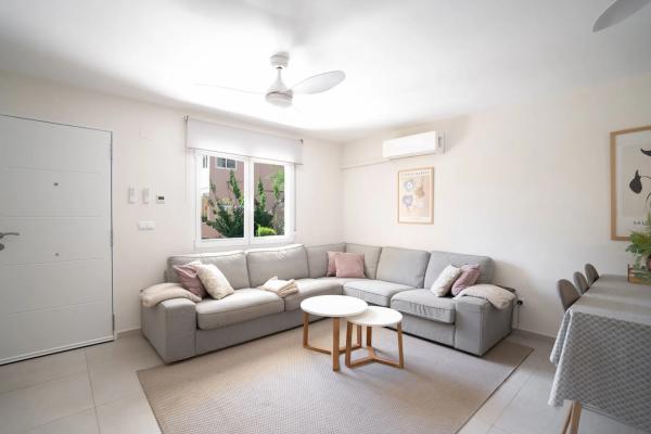 Chalet adosado en calle Limón