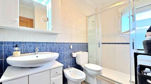 Chalet pareado en calle Torre de Pisa, 61 -47