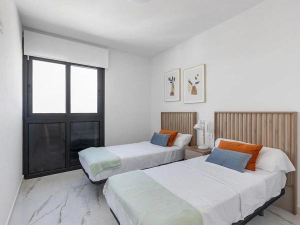 Ático en calle Santa Nunilón