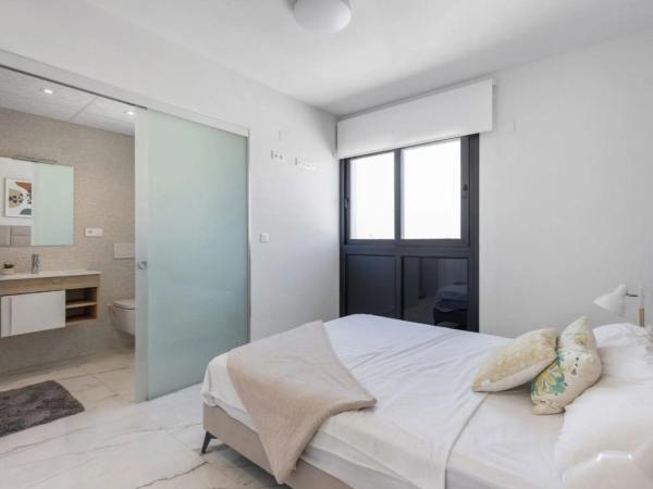 Ático en calle Santa Nunilón