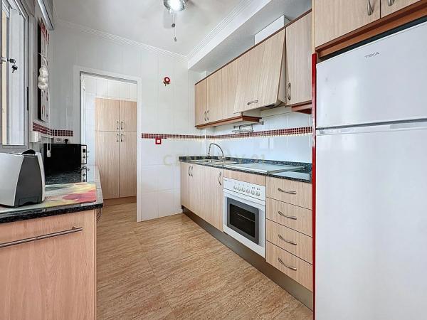 Piso en calle Navel, 154