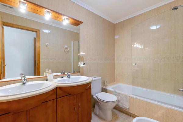 Piso en calle Pino de Canadá, 5