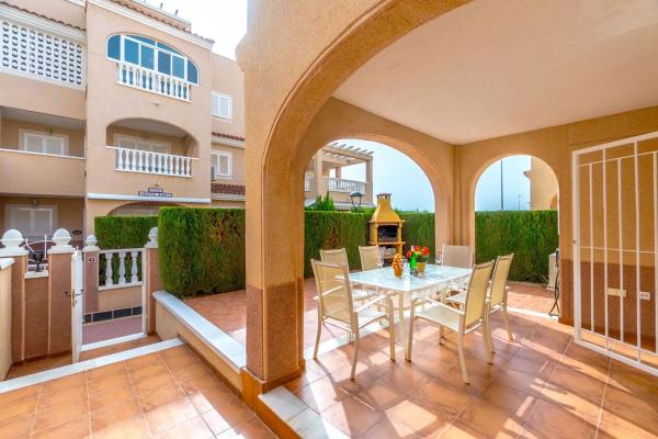 Piso en calle Pino de Canadá, 5