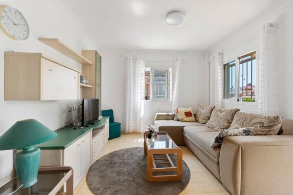 Chalet adosado en calle Abeto, 116 -110