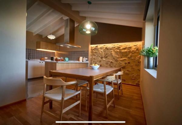 Chalet adosado en calle Carreta