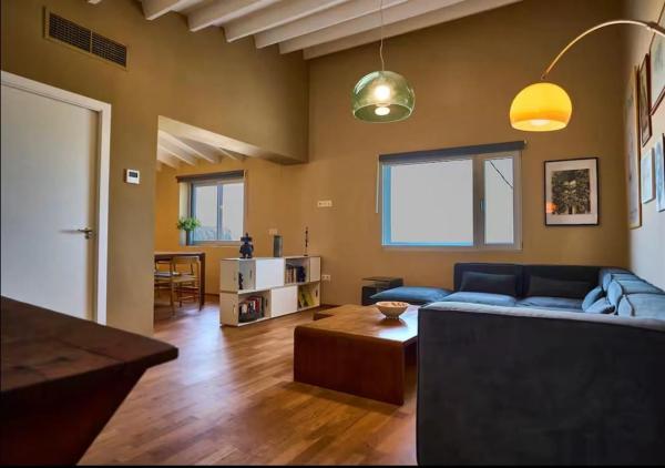 Chalet adosado en calle Carreta