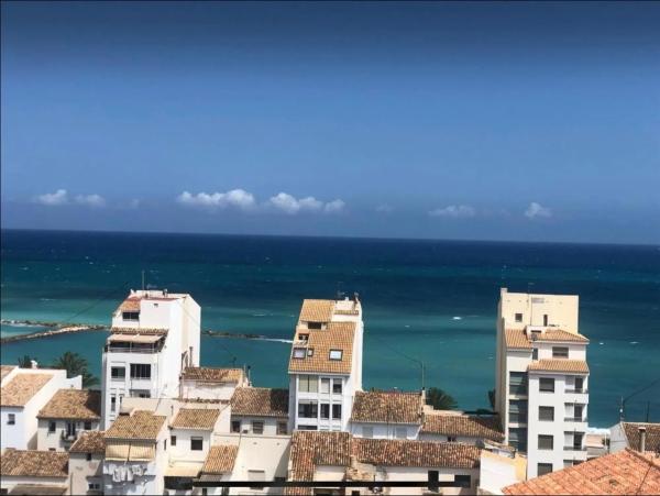 Chalet adosado en calle Carreta