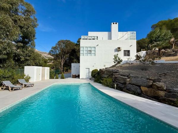 Casa independiente en calle las Brisas