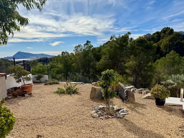 Casa independiente en calle las Brisas