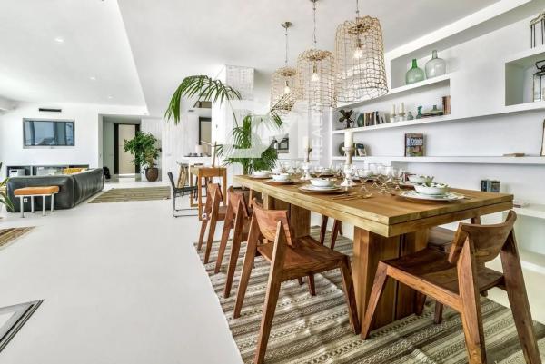 Chalet adosado en avenida Principal