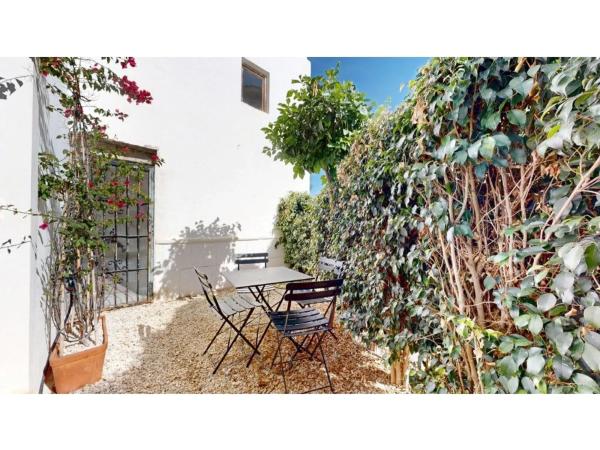 Casa independiente en calle la Sèquia