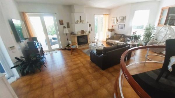 Casa independiente en calle l'Arbocer