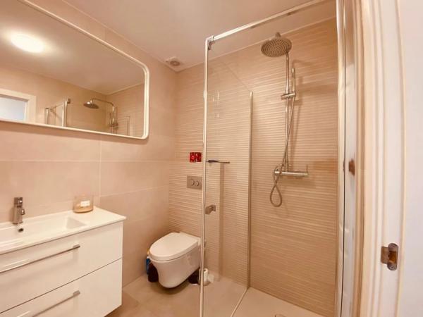 Piso en calle Suiza, 760