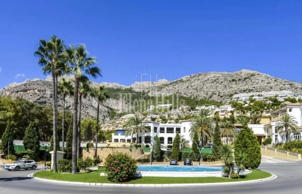 Chalet pareado en calle Amberes