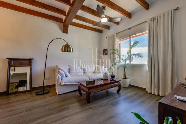 Chalet pareado en calle Amberes