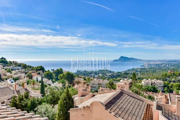 Chalet pareado en calle Amberes