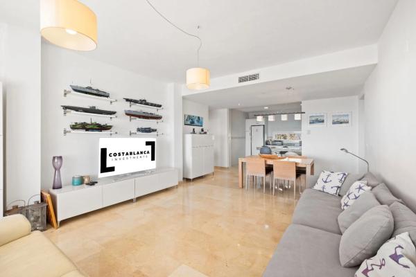 Ático en calle Holanda