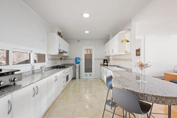 Ático en calle Holanda