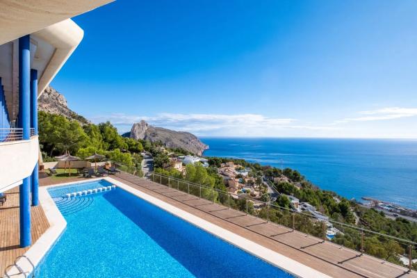 Ático en calle Holanda