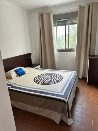 Chalet adosado en calle el Forat, 23