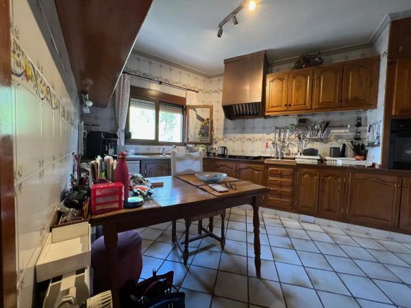 Casa independiente en calle la Camelia