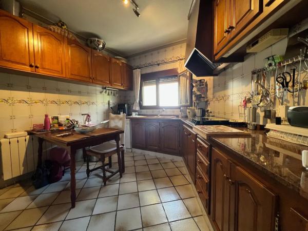 Casa independiente en calle la Camelia