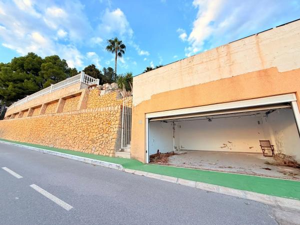 Casa independiente en Av Europa-a.H., 79