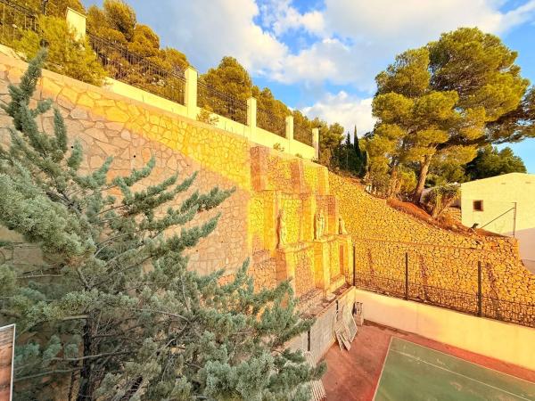 Casa independiente en Av Europa-a.H., 79