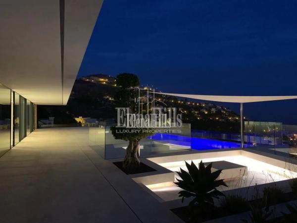 Casa independiente en calle Suecia