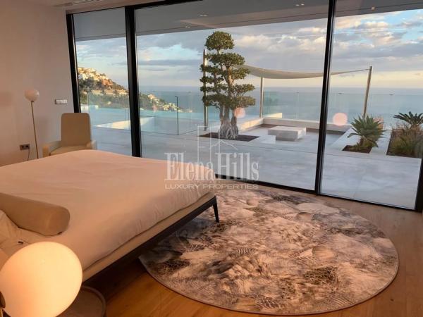 Casa independiente en calle Suecia