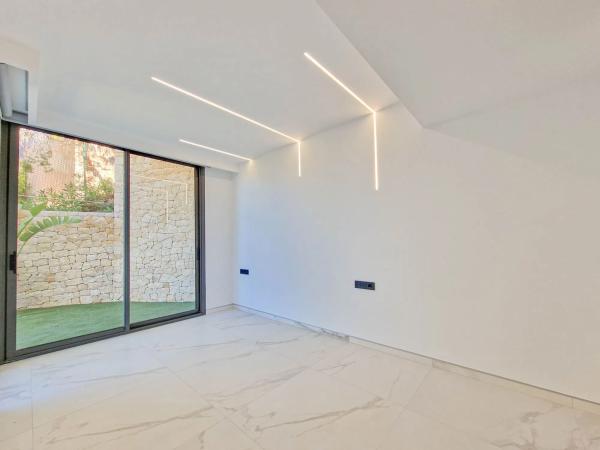 Casa independiente en calle Urbanización Altea Hills, 51