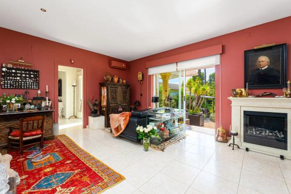 Casa independiente en calle Xop