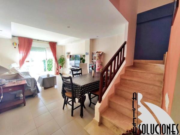 Dúplex en travesía del Port