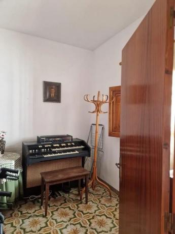 Chalet pareado en plaza de l'Església