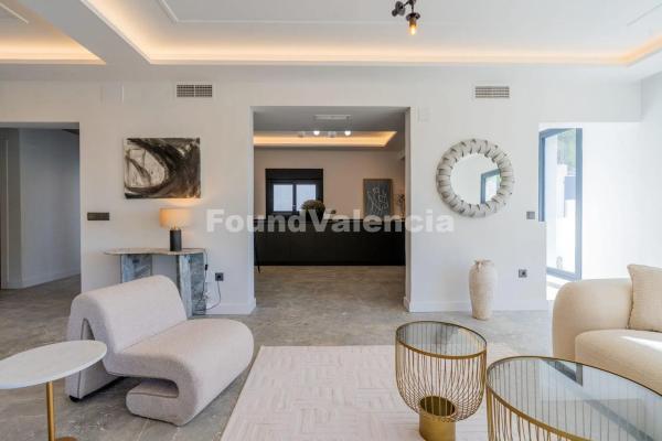 Casa independiente en CL Erica-s.A. I