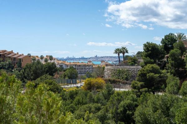 Chalet adosado en calle Toix, 1