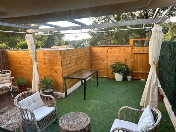 Chalet adosado en calle el Forat, 23