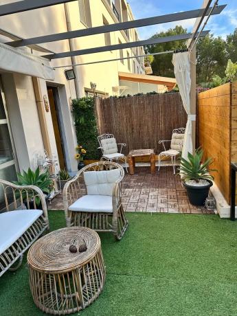 Chalet adosado en calle el Forat, 23