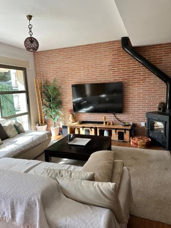 Chalet adosado en calle el Forat, 23