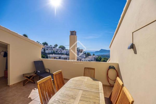 Chalet pareado en calle Costa del Azahar