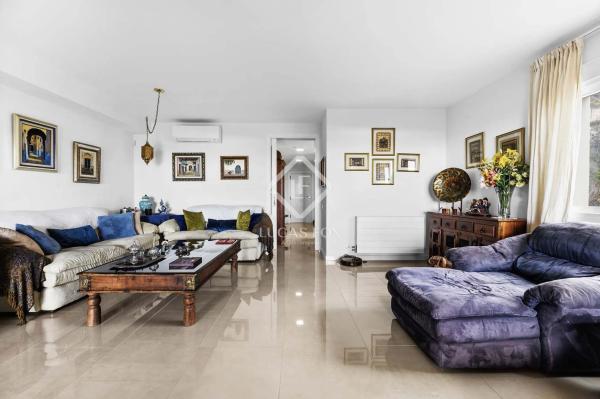 Chalet pareado en calle Costa del Azahar