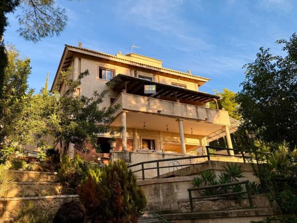 Casa independiente en calle Jardín