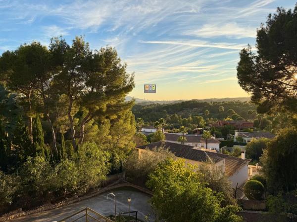 Casa independiente en calle Jardín