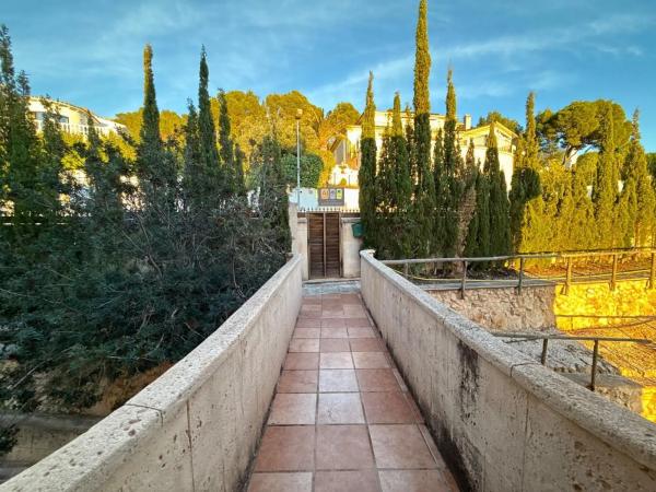 Casa independiente en calle Jardín