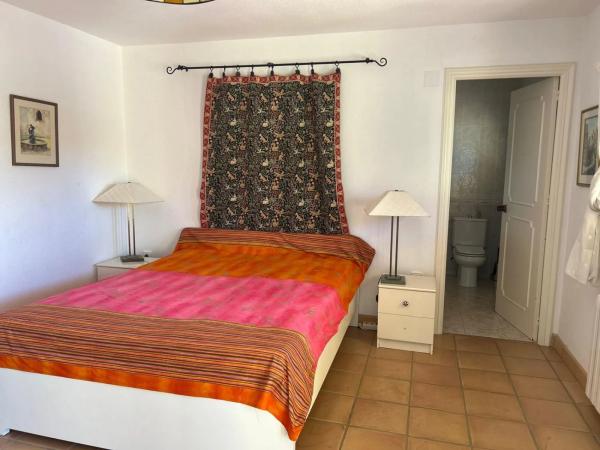 Casa independiente en calle Rosa