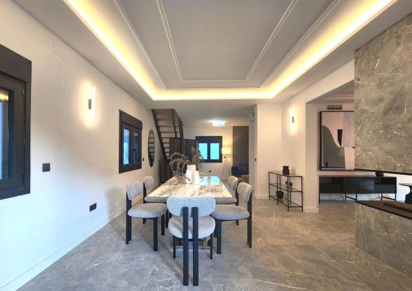 Casa independiente en calle Erica