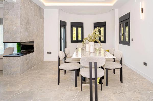 Casa independiente en calle Erica