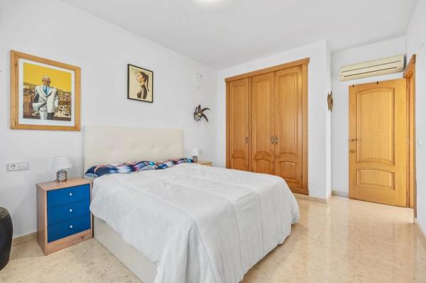 Chalet en Urbanización Jardines de Alhama